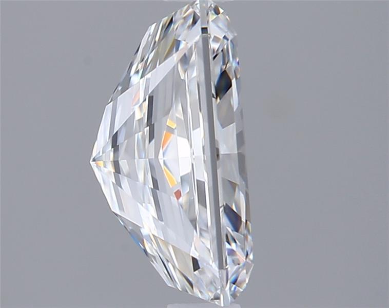 2.03 Carat Radiant Lab Diamond :: Greenstar spin frame 01
