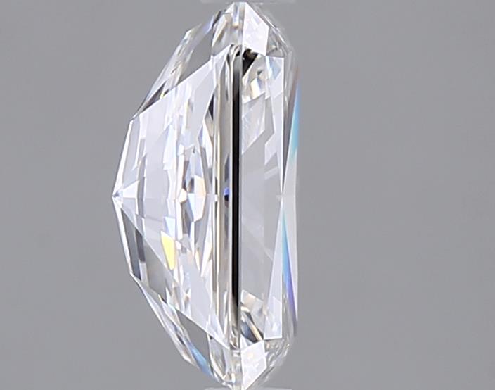 1.72 Carat Radiant Lab Diamond :: Greenstar spin frame 01