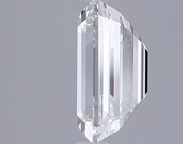 2.76 Carat Emerald Lab Diamond :: Greenstar spin frame 01