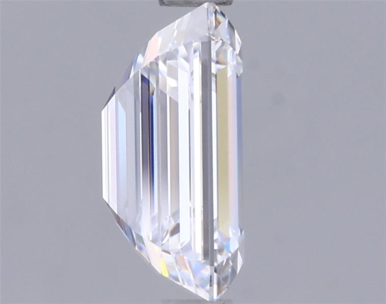1.55 Carat Emerald Lab Diamond :: Greenstar spin frame 01