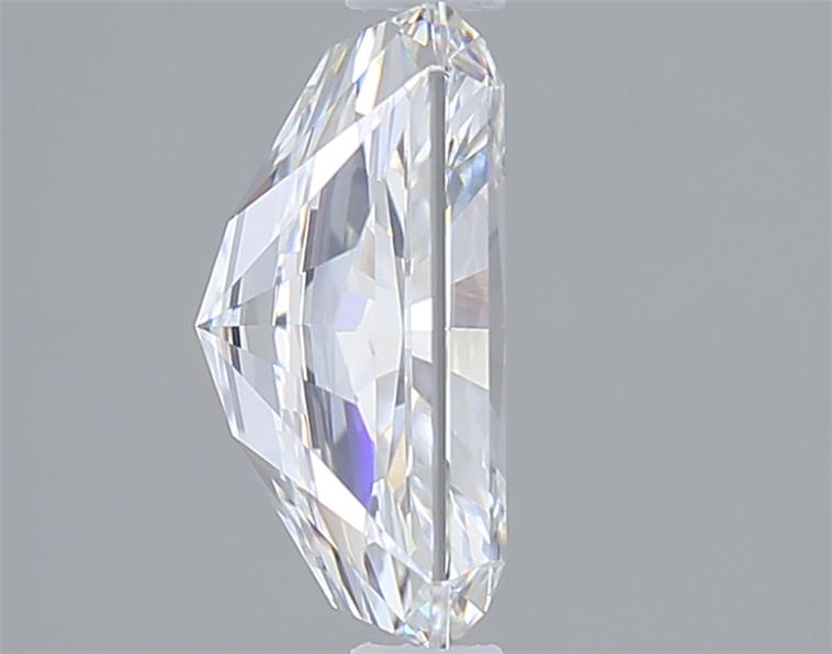 2.10 Carat Radiant Lab Diamond :: Greenstar spin frame 01