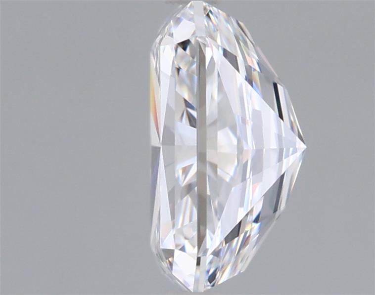 2.05 Carat Radiant Lab Diamond :: Greenstar spin frame 01