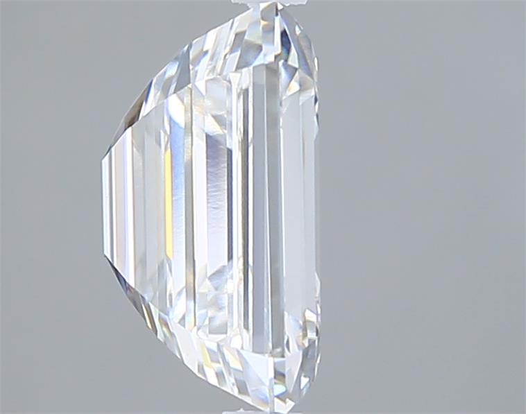 4.07 Carat Emerald Lab Diamond :: Greenstar spin frame 01
