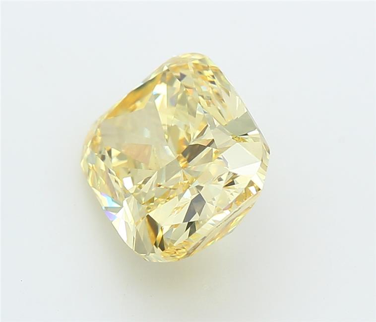 5.05 Carat Cushion Lab Diamond :: Greenstar spin frame 01