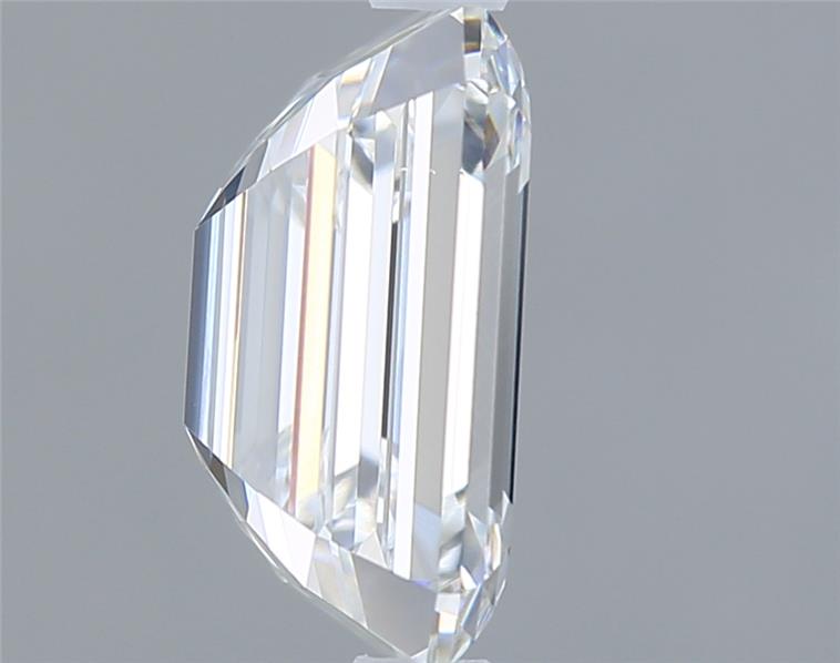 1.97 Carat Emerald Lab Diamond :: Greenstar spin frame 01