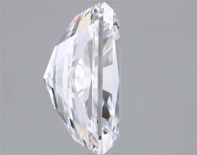 3.11 Carat Radiant Lab Diamond :: Greenstar spin frame 01