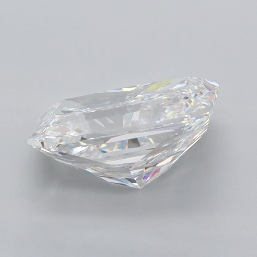 2.01 Carat Radiant Lab Diamond :: Greenstar spin frame 01