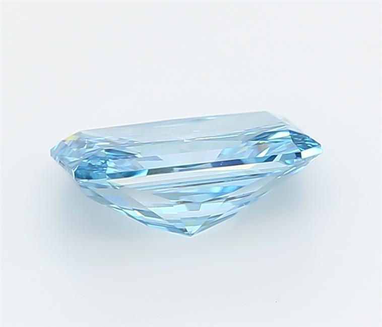 2.02 Carat Radiant Lab Diamond :: Greenstar spin frame 01