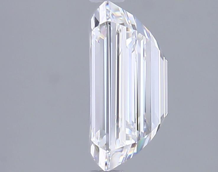 2.89 Carat Emerald Lab Diamond :: Greenstar spin frame 01
