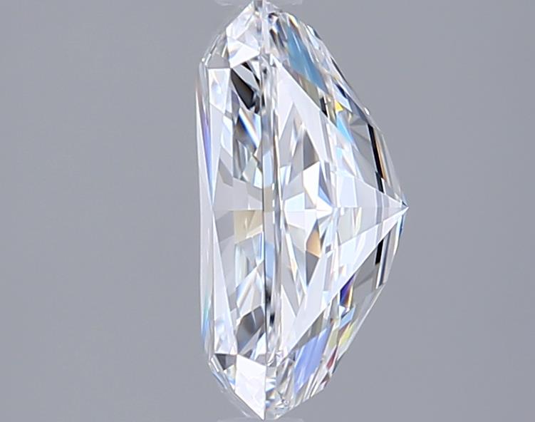 2.80 Carat Radiant Lab Diamond :: Greenstar spin frame 01