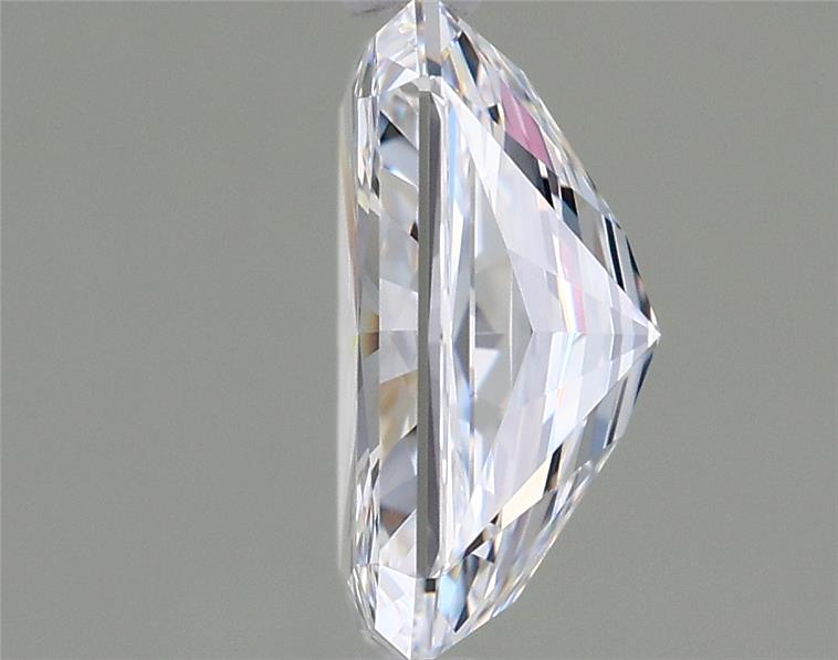 1.84 Carat Radiant Lab Diamond :: Greenstar spin frame 01