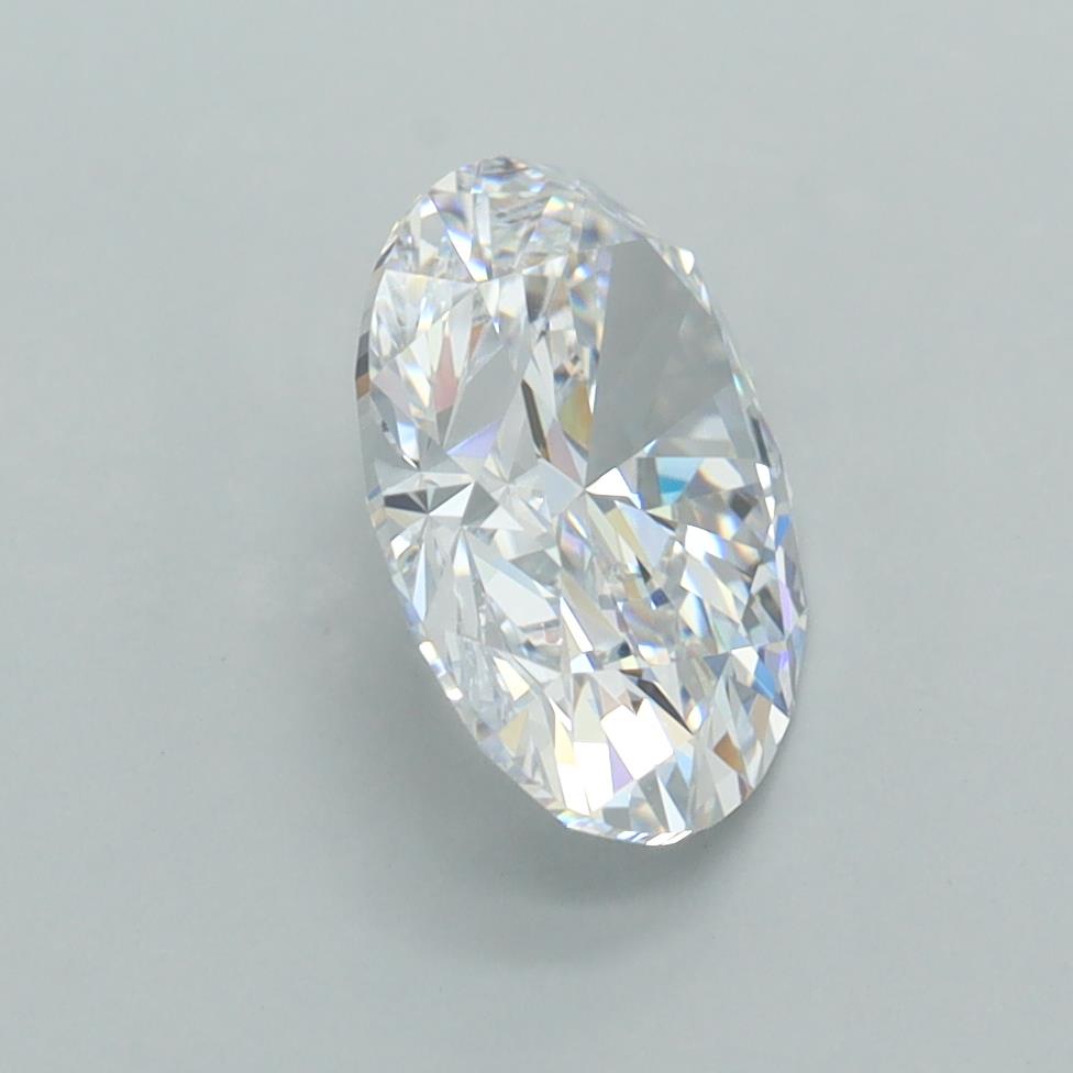 2.05 Carat Oval Lab Diamond :: Greenstar spin frame 01