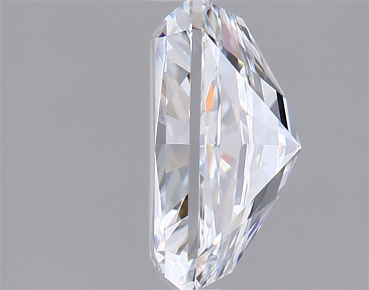2.08 Carat Radiant Lab Diamond :: Greenstar spin frame 01