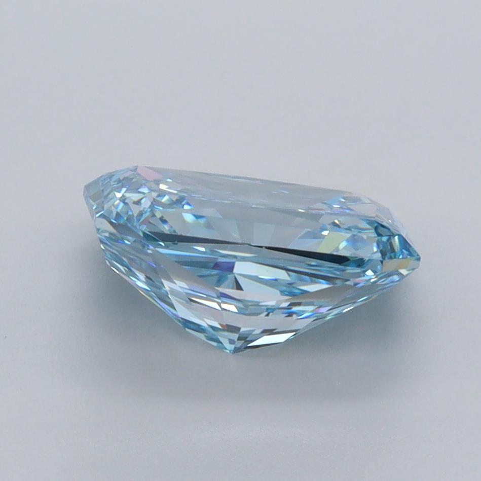 2.04 Carat Radiant Lab Diamond :: Greenstar spin frame 01