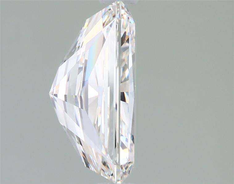 2.00 Carat Radiant Lab Diamond :: Greenstar spin frame 01