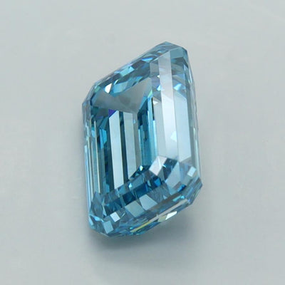 2.05 Carat Emerald Lab Diamond :: Greenstar spin frame 01
