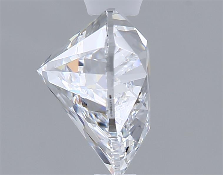 1.50 Carat Heart Lab Diamond :: Greenstar spin frame 02