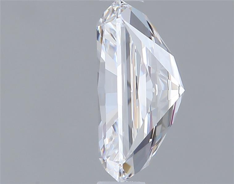 1.04 Carat Radiant Lab Diamond :: Greenstar spin frame 02