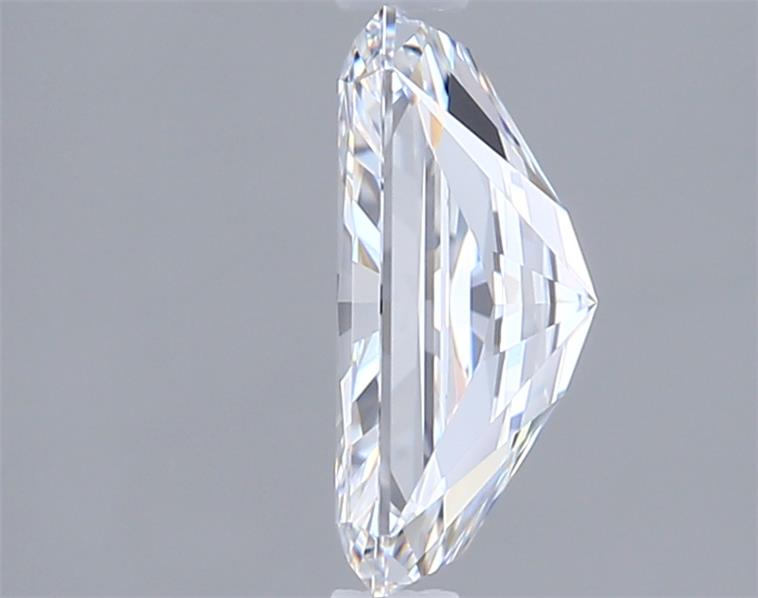 2.01 Carat Radiant Lab Diamond :: Greenstar spin frame 02