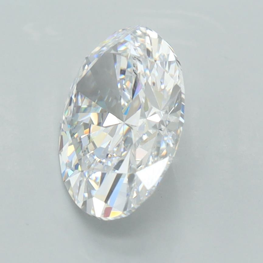 2.04 Carat Oval Lab Diamond :: Greenstar spin frame 02