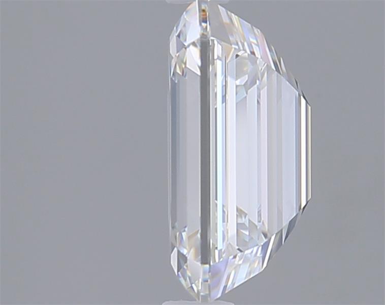 2.44 Carat Emerald Lab Diamond :: Greenstar spin frame 02