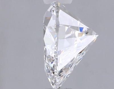 0.88 Carat Heart Lab Diamond :: Greenstar spin frame 02