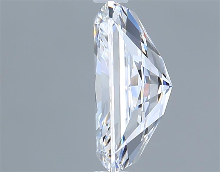 1.66 Carat Radiant Lab Diamond :: Greenstar spin frame 02