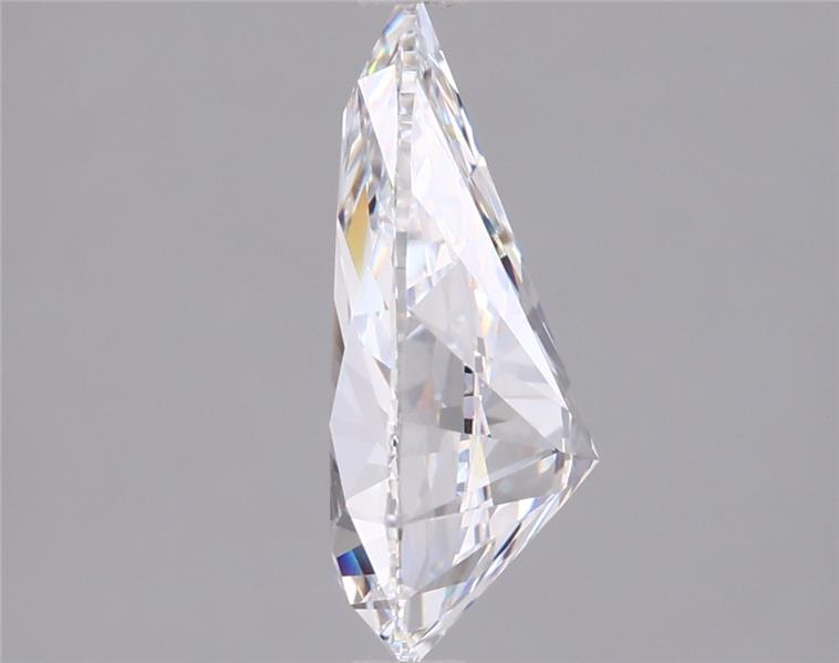 2.05 Carat Pear Lab Diamond :: Greenstar spin frame 02