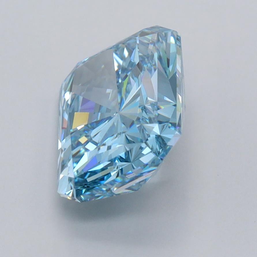 2.53 Carat Radiant Lab Diamond :: Greenstar spin frame 02