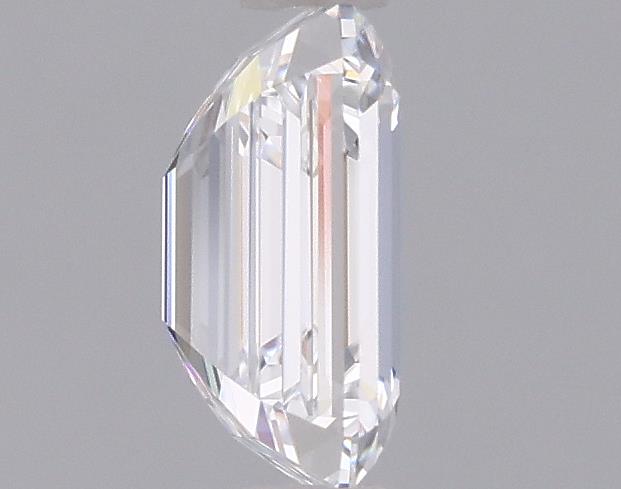 0.93 Carat Emerald Lab Diamond :: Greenstar spin frame 02
