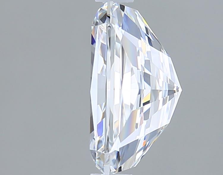 2.05 Carat Radiant Lab Diamond :: Greenstar spin frame 02