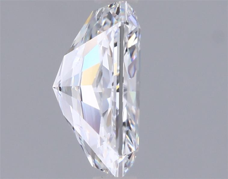 1.54 Carat Radiant Lab Diamond :: Greenstar spin frame 02