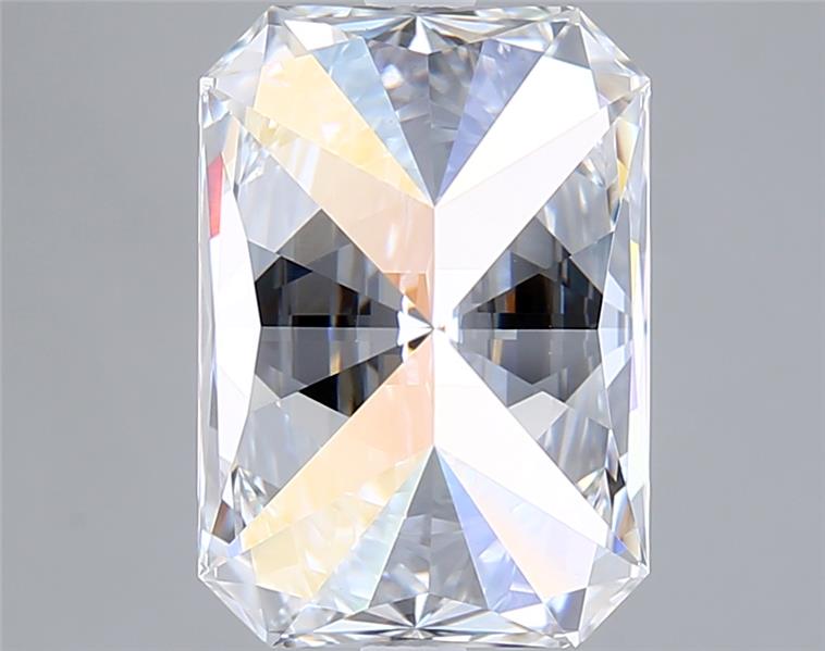 5.07 Carat Radiant Lab Diamond :: Greenstar spin frame 02