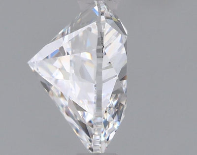 1.50 Carat Heart Lab Diamond :: Greenstar spin frame 02