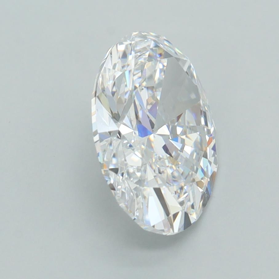 2.05 Carat Oval Lab Diamond :: Greenstar spin frame 02