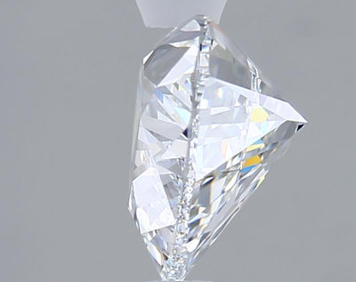 2.11 Carat Heart Lab Diamond :: Greenstar spin frame 02