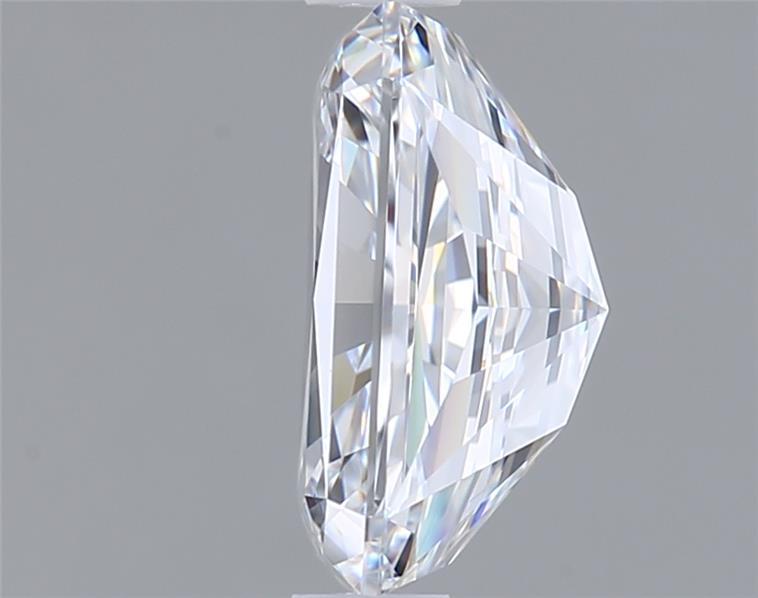 1.55 Carat Radiant Lab Diamond :: Greenstar spin frame 02