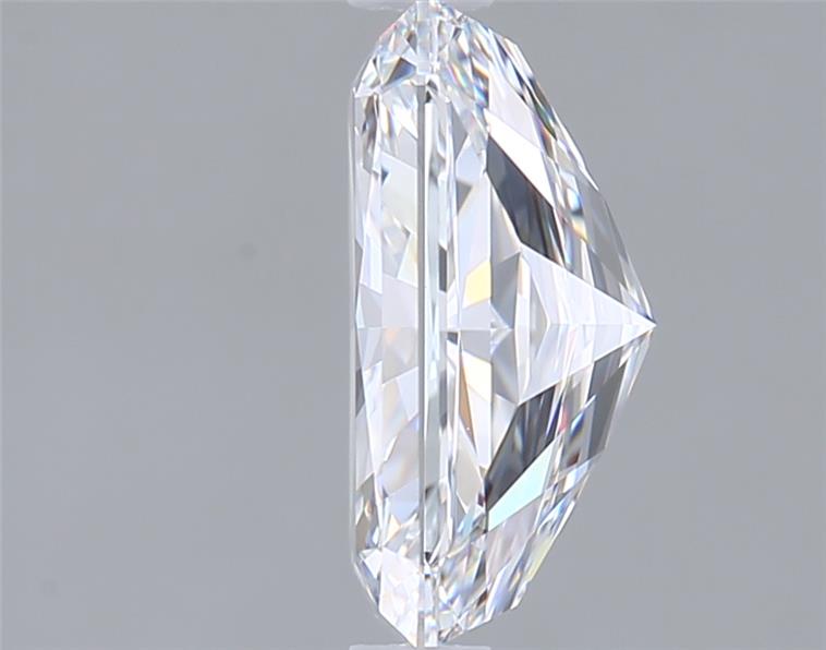 2.54 Carat Radiant Lab Diamond :: Greenstar spin frame 02