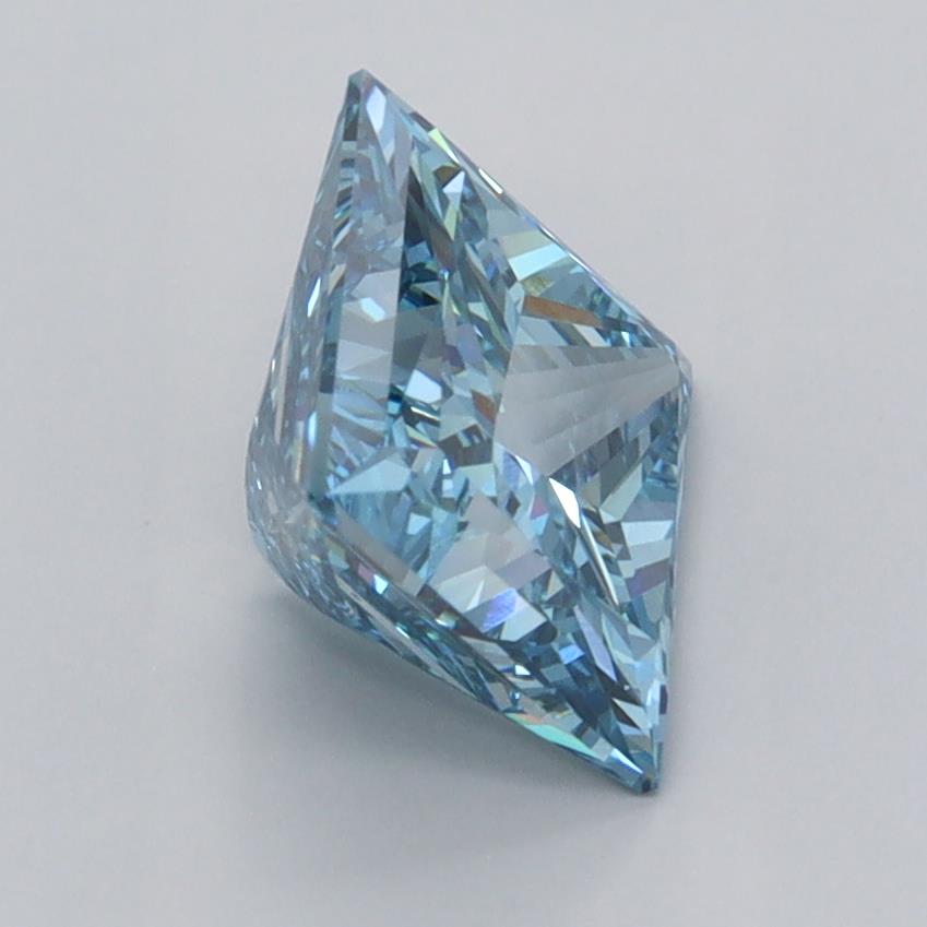 2.05 Carat Princess Lab Diamond :: Greenstar spin frame 02