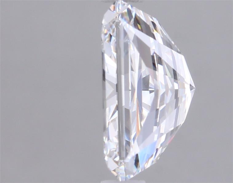 1.63 Carat Radiant Lab Diamond :: Greenstar spin frame 02