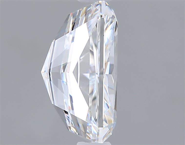 2.00 Carat Radiant Lab Diamond :: Greenstar spin frame 02