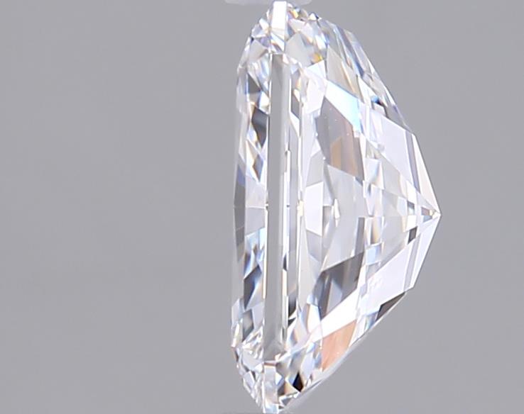 2.01 Carat Radiant Lab Diamond :: Greenstar spin frame 02