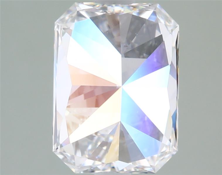 2.16 Carat Radiant Lab Diamond :: Greenstar spin frame 02