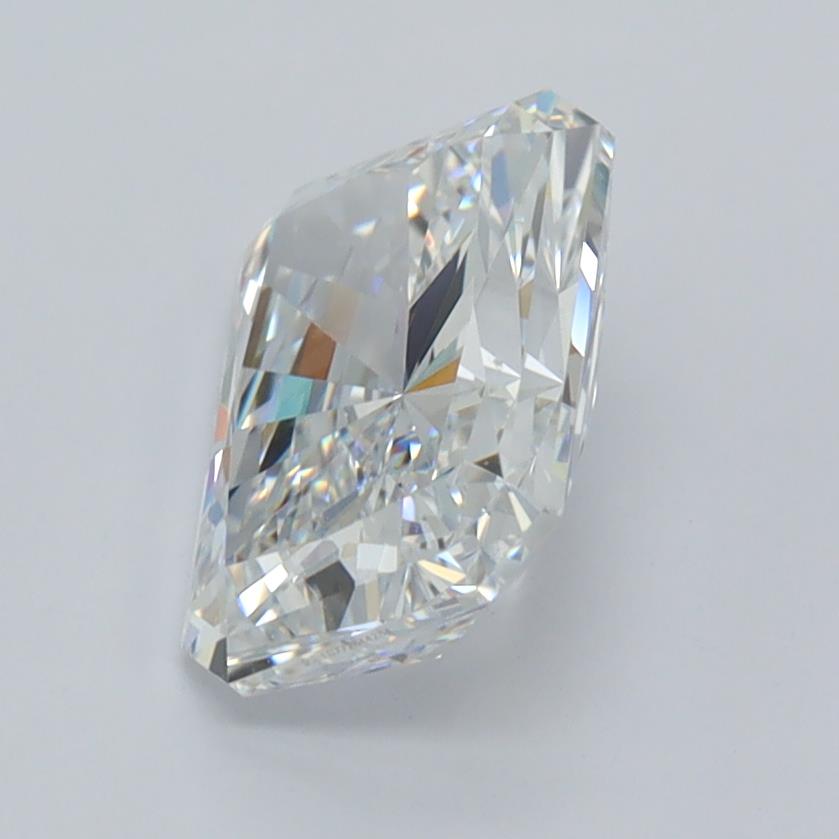 2.02 Carat Radiant Lab Diamond :: Greenstar spin frame 02