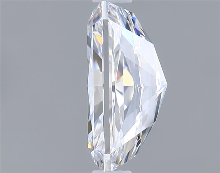 1.51 Carat Radiant Lab Diamond :: Greenstar spin frame 02