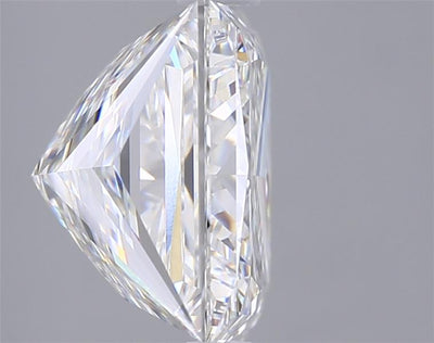 5.04 Carat Princess Lab Diamond :: Greenstar spin frame 02