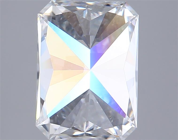 2.06 Carat Radiant Lab Diamond :: Greenstar spin frame 02