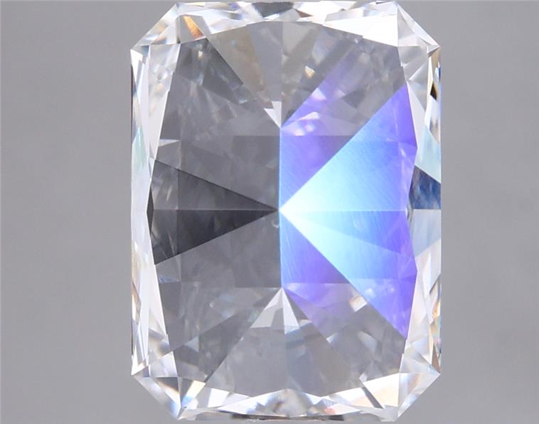 3.02 Carat Radiant Lab Diamond :: Greenstar spin frame 02