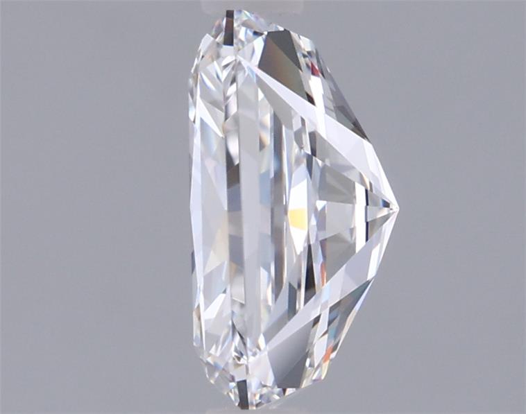 1.51 Carat Radiant Lab Diamond :: Greenstar spin frame 02