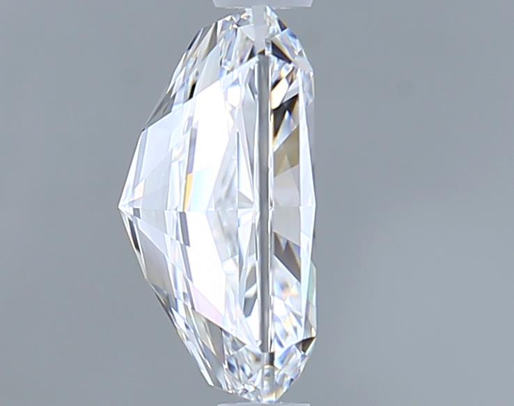 2.06 Carat Radiant Lab Diamond :: Greenstar spin frame 02